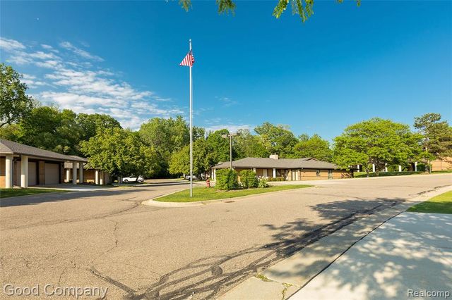 969 Wexford Way, Rochester Hills, MI 48307