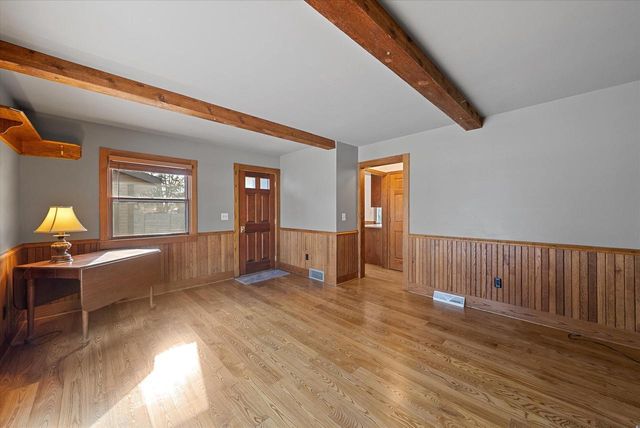 1624 Randy CIRCLE, Port Washington, WI 53074