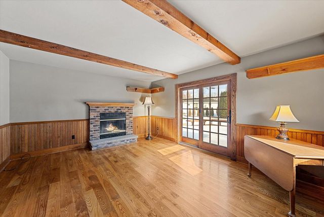 1624 Randy CIRCLE, Port Washington, WI 53074