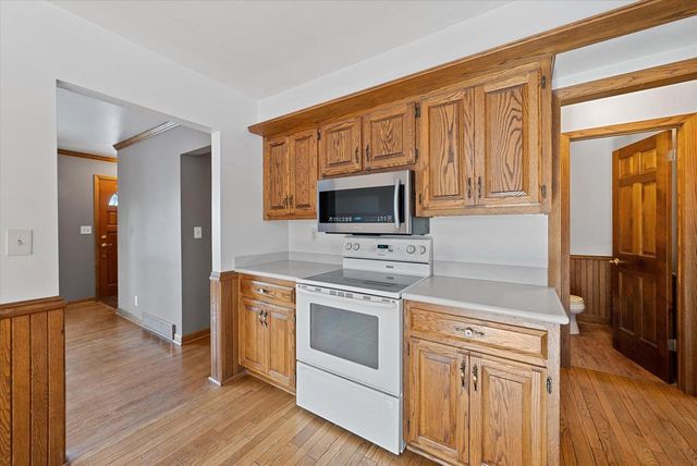 1624 Randy CIRCLE, Port Washington, WI 53074