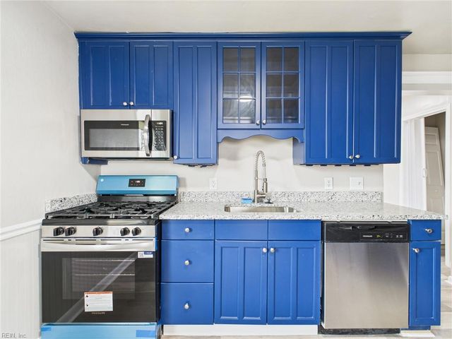 3304 Greenwood DR, Hampton, VA 23666