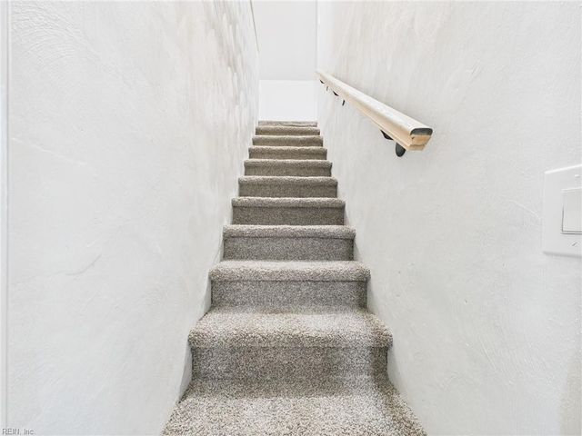 3304 Greenwood DR, Hampton, VA 23666