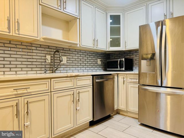 4118 BUENA VISTA AVE, Baltimore, MD 21211