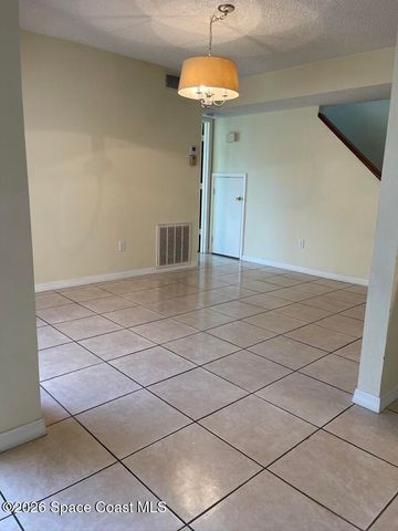 1495 Malibu Circle NE 102, Palm Bay, FL 32905