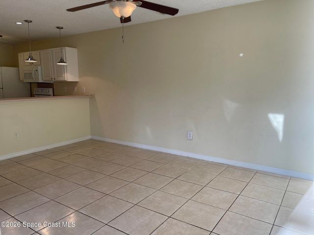 1495 Malibu Circle NE 102, Palm Bay, FL 32905