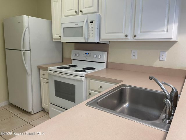 1495 Malibu Circle NE 102, Palm Bay, FL 32905