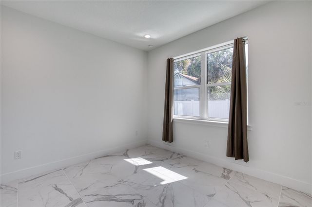 206 N HALIFAX AVENUE, Daytona Beach, FL 32118