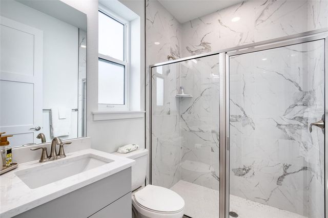 206 N HALIFAX AVENUE, Daytona Beach, FL 32118