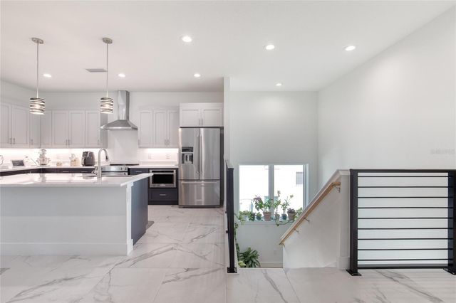 206 N HALIFAX AVENUE, Daytona Beach, FL 32118