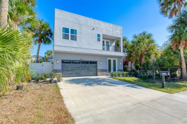 206 N HALIFAX AVENUE, Daytona Beach, FL 32118