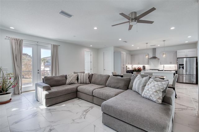 206 N HALIFAX AVENUE, Daytona Beach, FL 32118