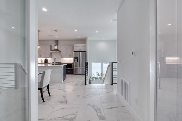 206 N HALIFAX AVENUE, Daytona Beach, FL 32118