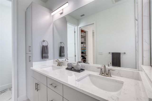 206 N HALIFAX AVENUE, Daytona Beach, FL 32118