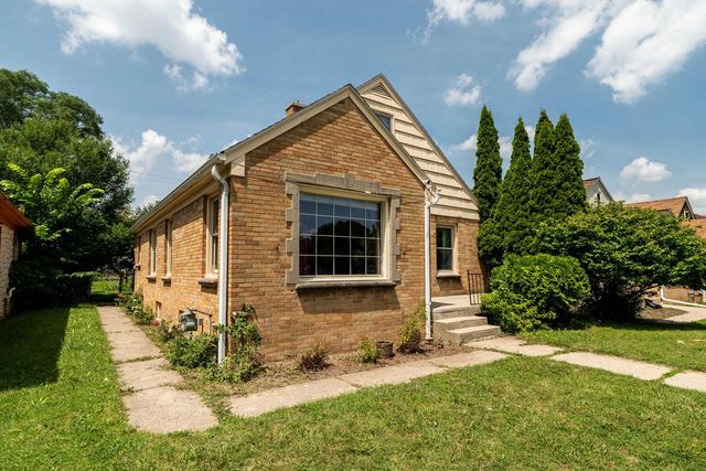 3201 N 58th STREET, Milwaukee, WI 53216
