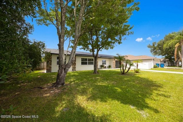 317 Fernandina Street NW, Palm Bay, FL 32907