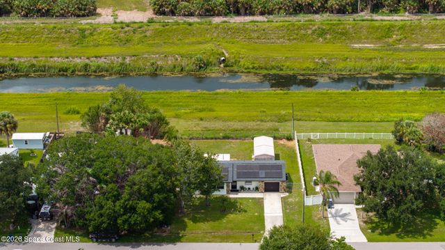 317 Fernandina Street NW, Palm Bay, FL 32907