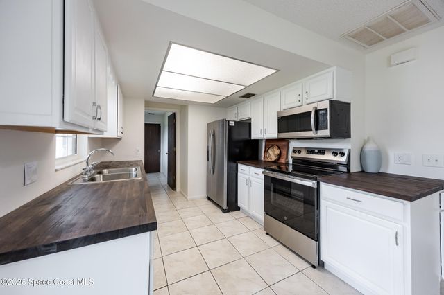 317 Fernandina Street NW, Palm Bay, FL 32907