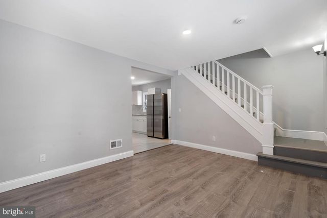 406 BURNT MILL RD, Cherry Hill, NJ 08003