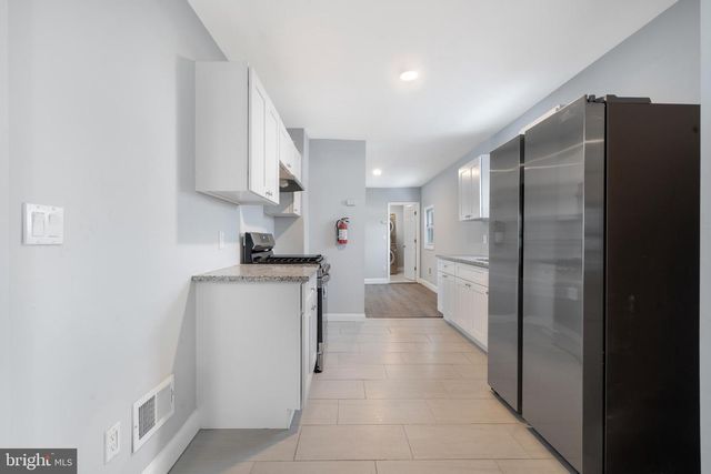 406 BURNT MILL RD, Cherry Hill, NJ 08003