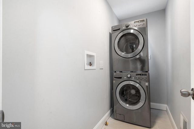 406 BURNT MILL RD, Cherry Hill, NJ 08003