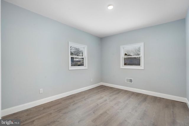 406 BURNT MILL RD, Cherry Hill, NJ 08003