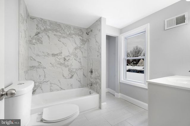 406 BURNT MILL RD, Cherry Hill, NJ 08003