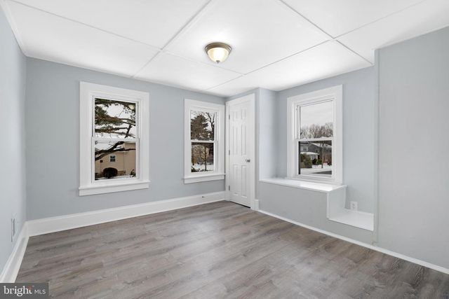 406 BURNT MILL RD, Cherry Hill, NJ 08003