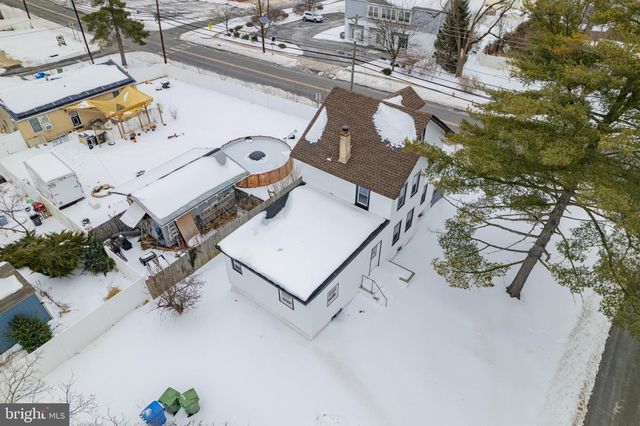 406 BURNT MILL RD, Cherry Hill, NJ 08003