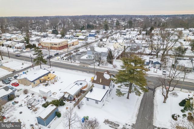 406 BURNT MILL RD, Cherry Hill, NJ 08003