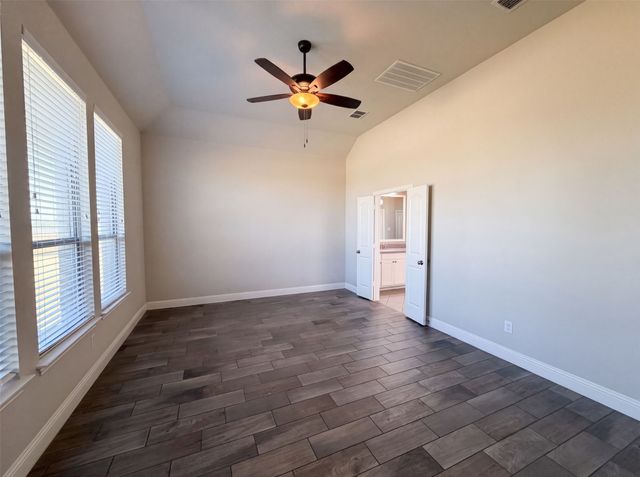 15133 Seventeen Lakes Boulevard, Fort Worth, TX 76262