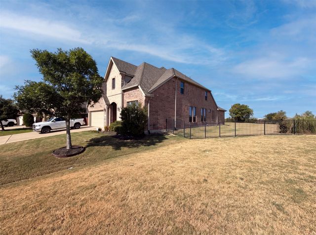 15133 Seventeen Lakes Boulevard, Fort Worth, TX 76262