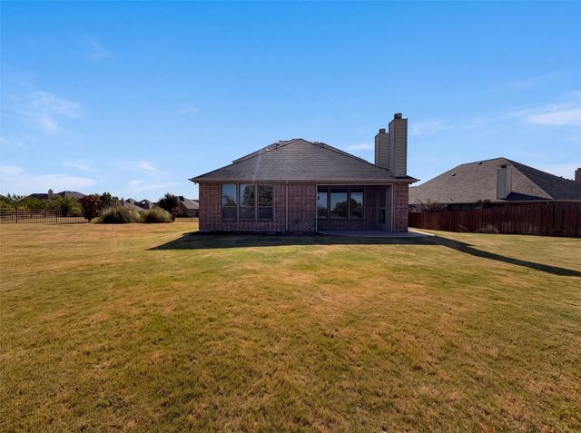 15133 Seventeen Lakes Boulevard, Fort Worth, TX 76262
