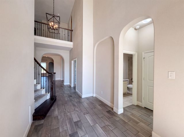 15133 Seventeen Lakes Boulevard, Fort Worth, TX 76262