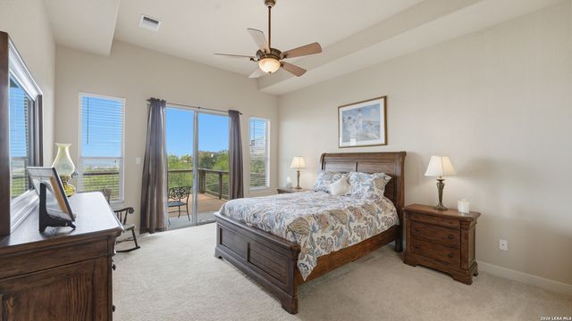 322 Kings Crown, Canyon Lake, TX 78133