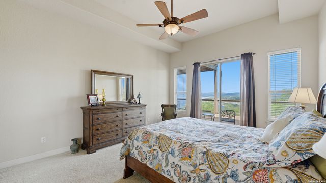 322 Kings Crown, Canyon Lake, TX 78133