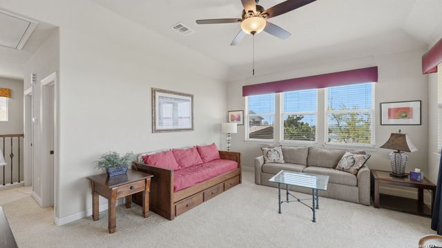 322 Kings Crown, Canyon Lake, TX 78133