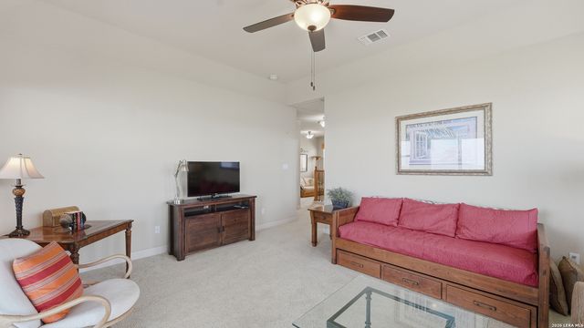 322 Kings Crown, Canyon Lake, TX 78133