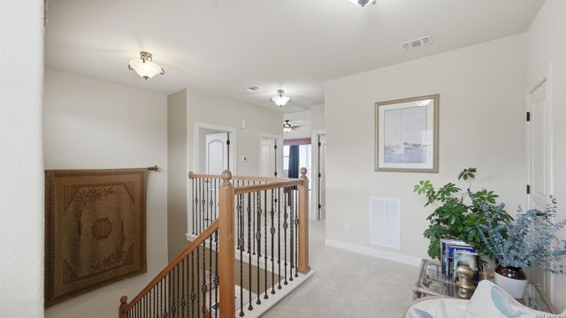 322 Kings Crown, Canyon Lake, TX 78133