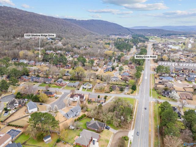 1235 Shadow Ridge Drive SE, Huntsville, AL 35803