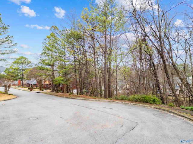 1235 Shadow Ridge Drive SE, Huntsville, AL 35803
