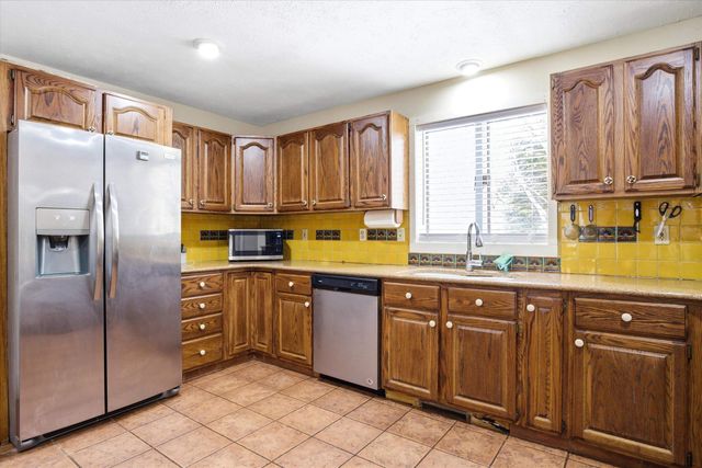 47 Drew Woods Drive, Derry, NH 03038