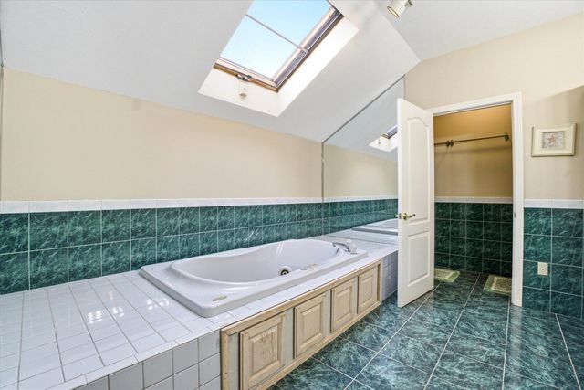 47 Drew Woods Drive, Derry, NH 03038