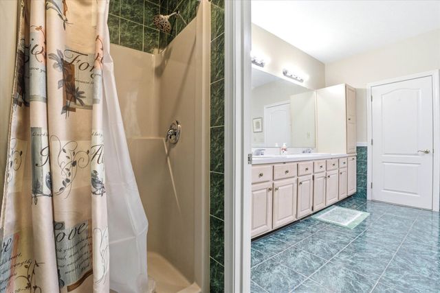 47 Drew Woods Drive, Derry, NH 03038