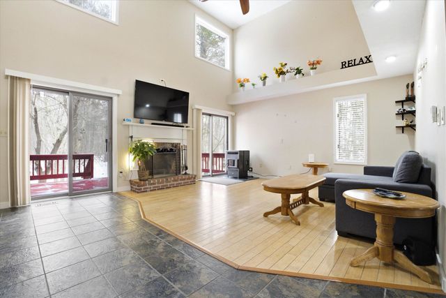 47 Drew Woods Drive, Derry, NH 03038