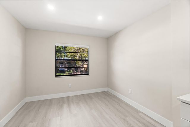 14 Westgate Lane B, Boynton Beach, FL 33436