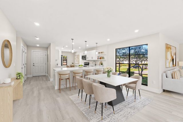 14 Westgate Lane B, Boynton Beach, FL 33436