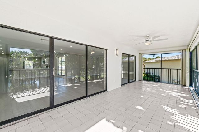 14 Westgate Lane B, Boynton Beach, FL 33436