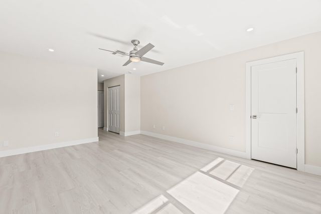 14 Westgate Lane B, Boynton Beach, FL 33436