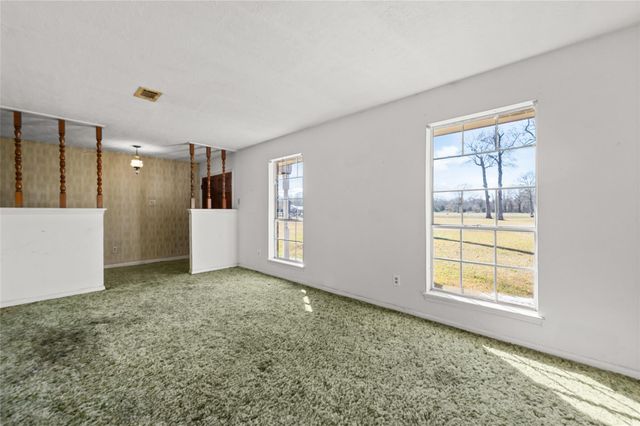 9085 Fm 1409, Dayton, TX 77535