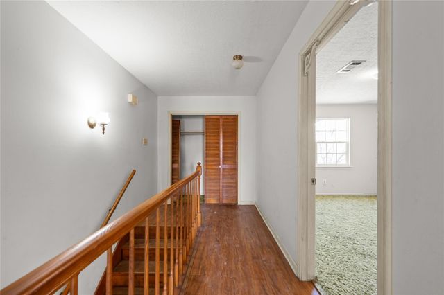 9085 Fm 1409, Dayton, TX 77535